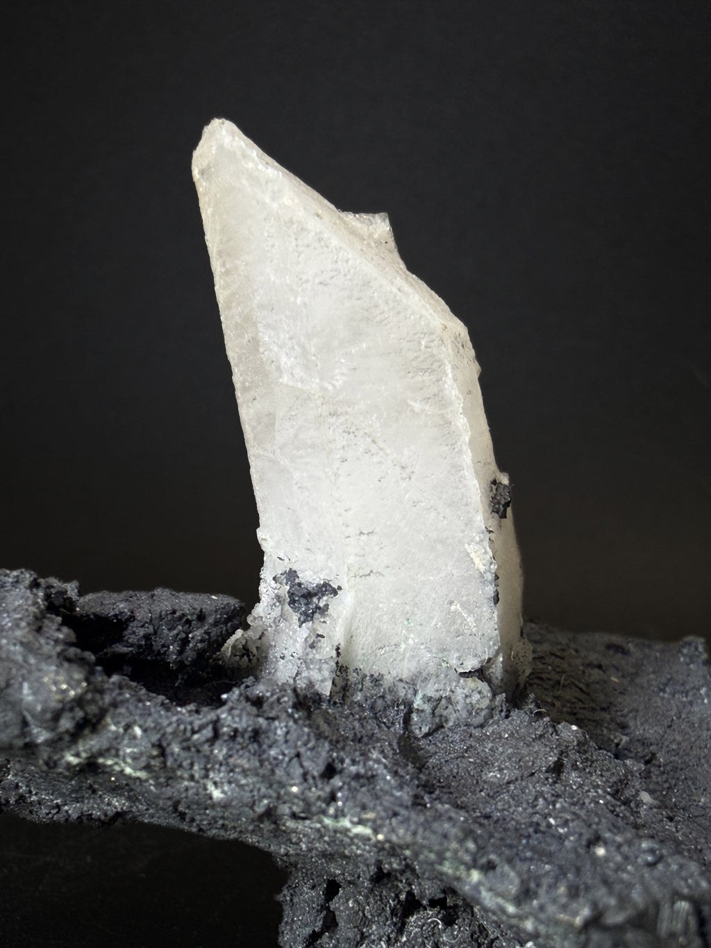 Quartz on Tennantite