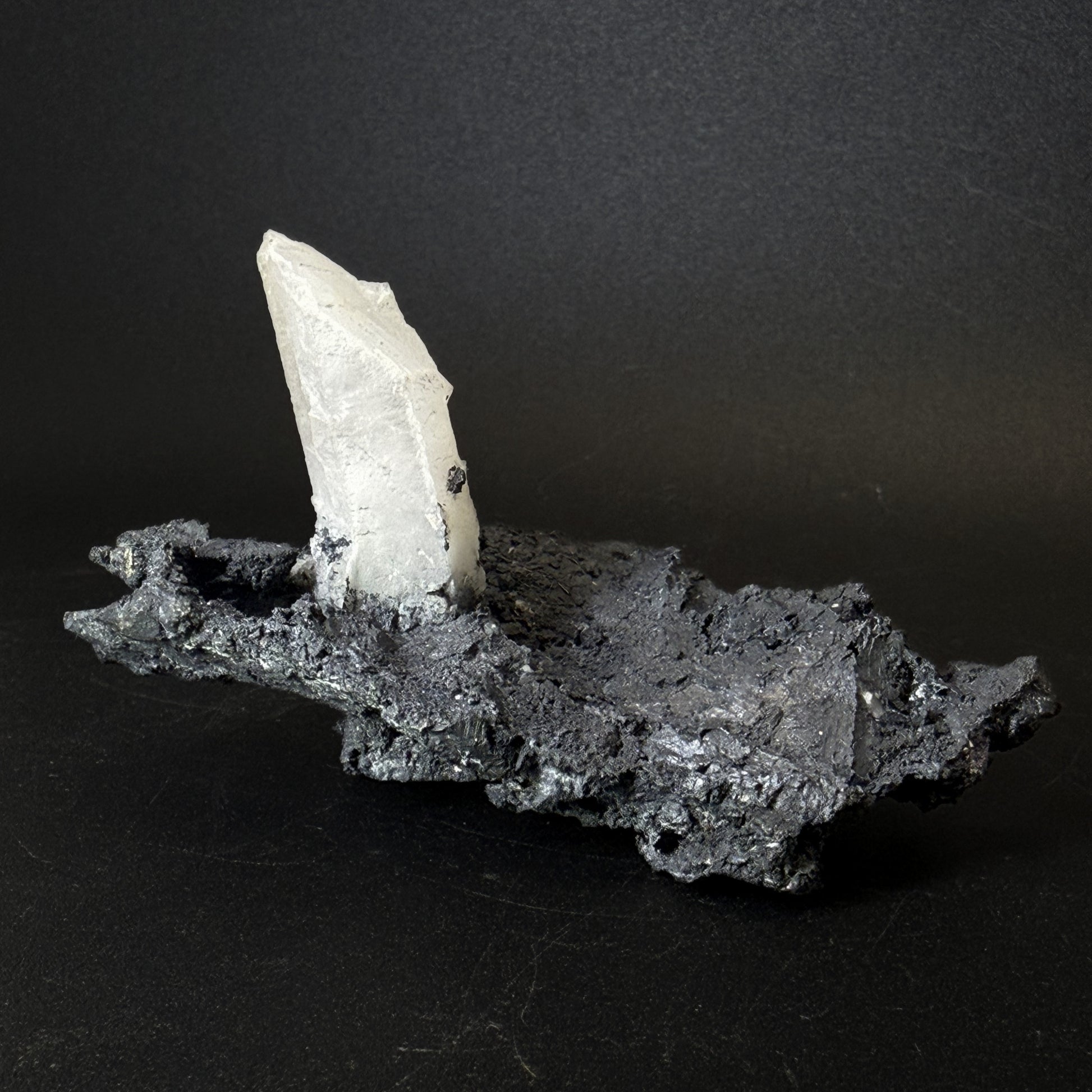 Quartz on Tennantite