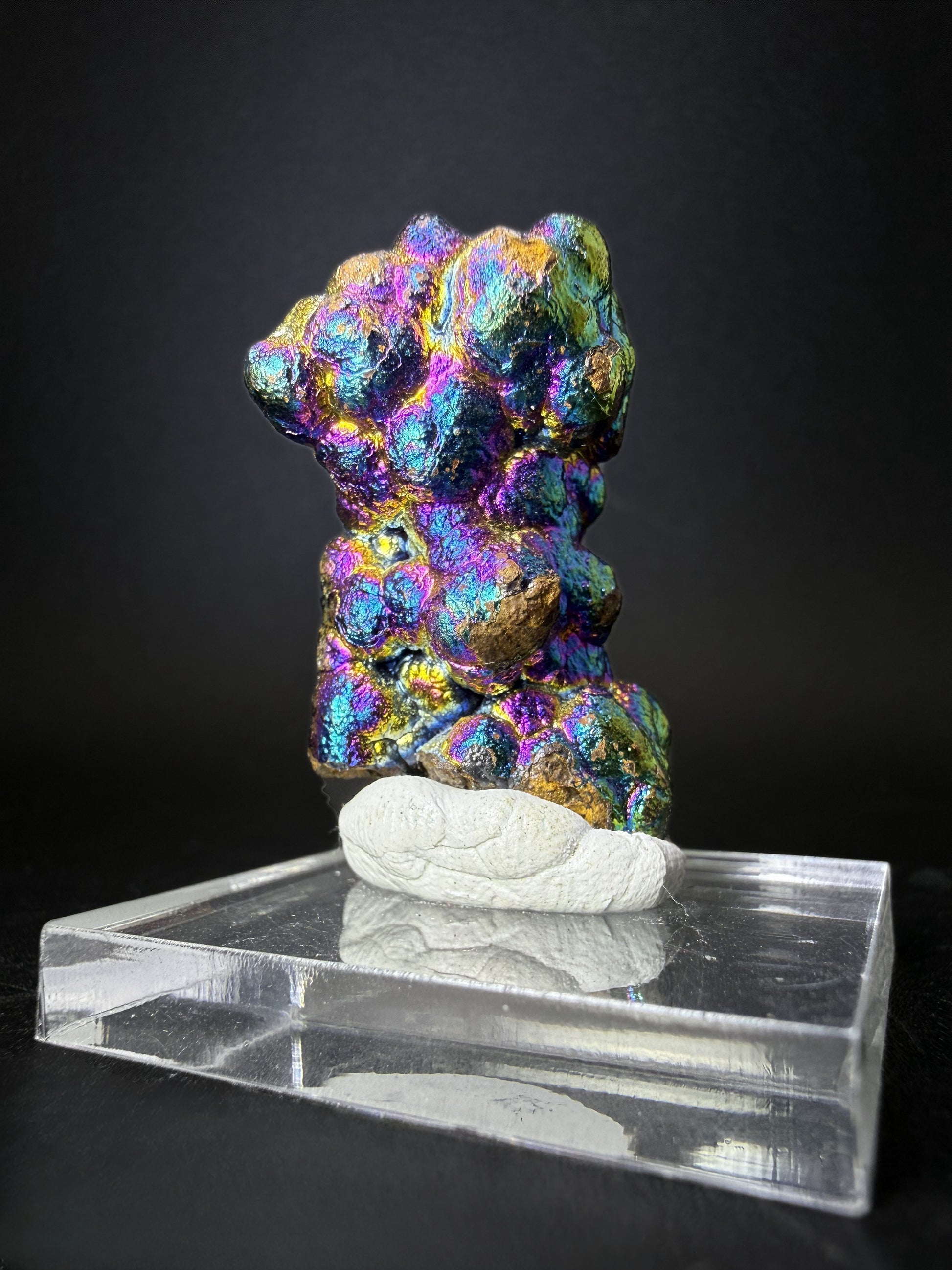 Iridescent Goethite