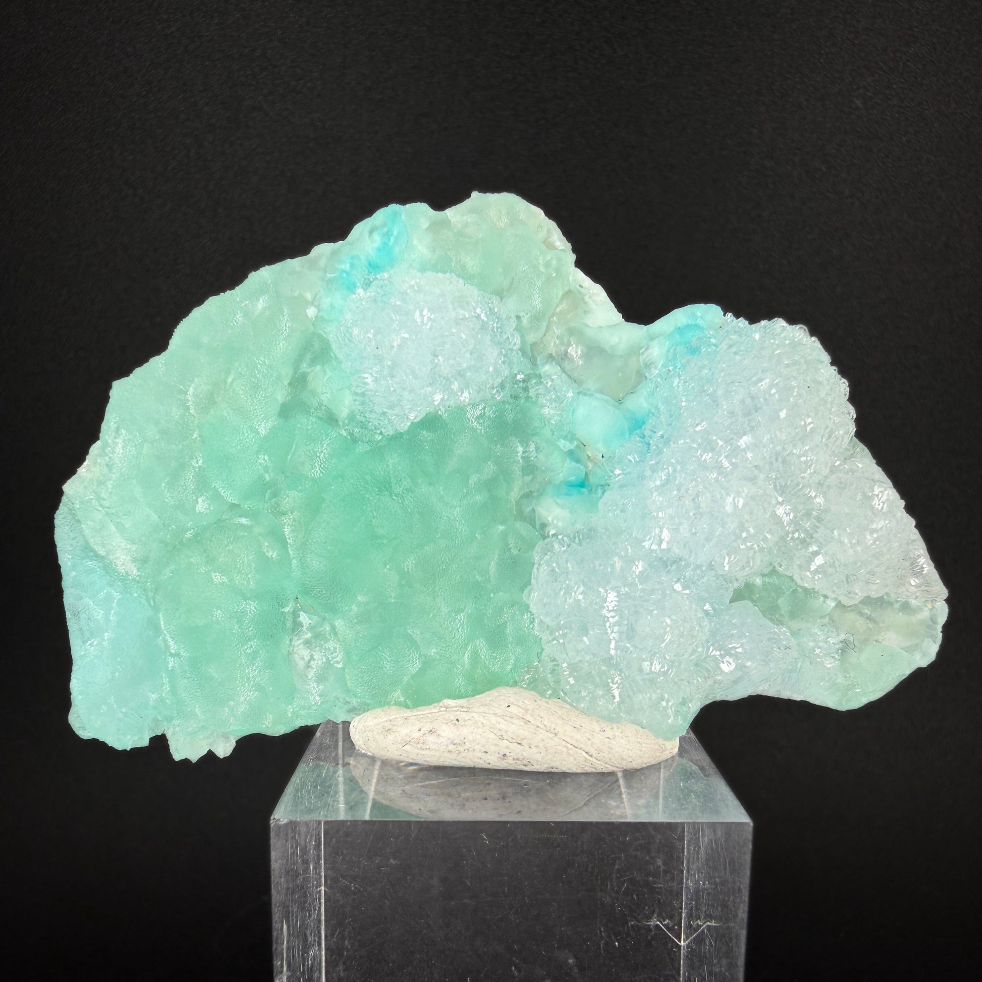 Smithsonite and Hemimorphite