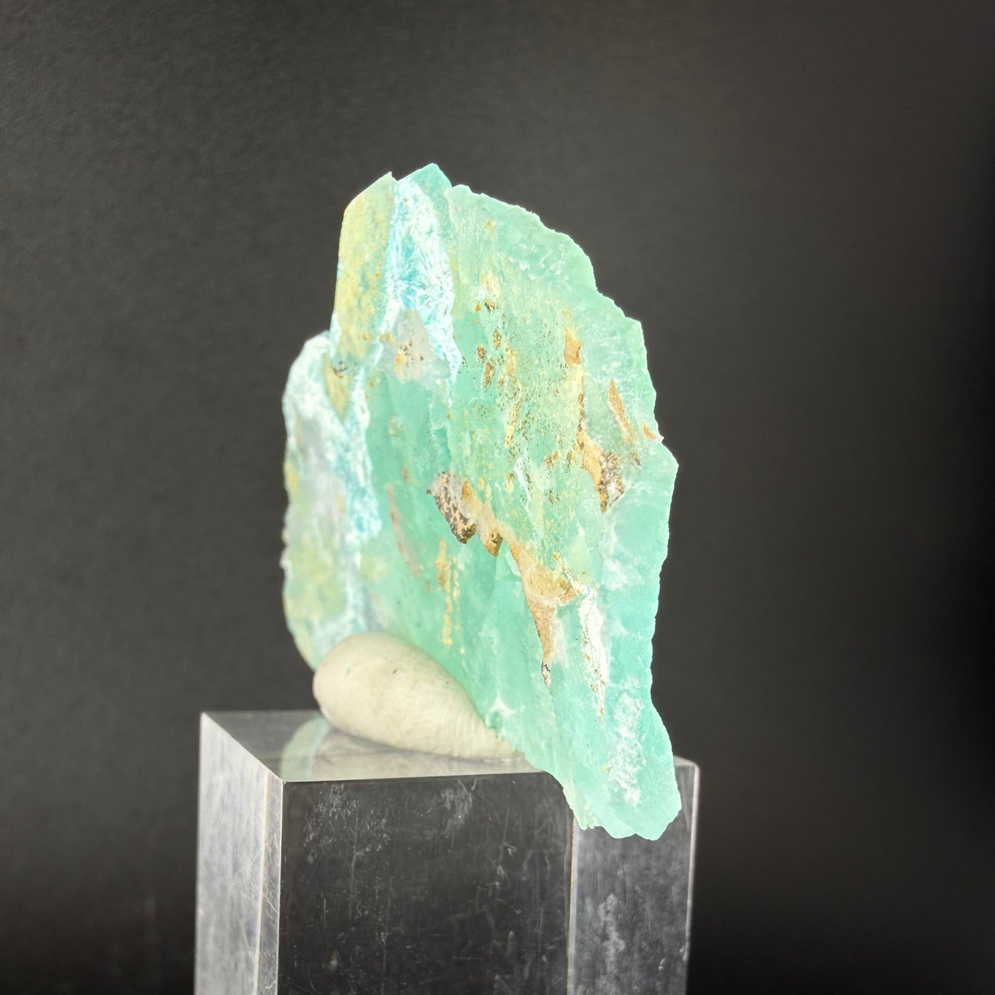 Smithsonite and Hemimorphite