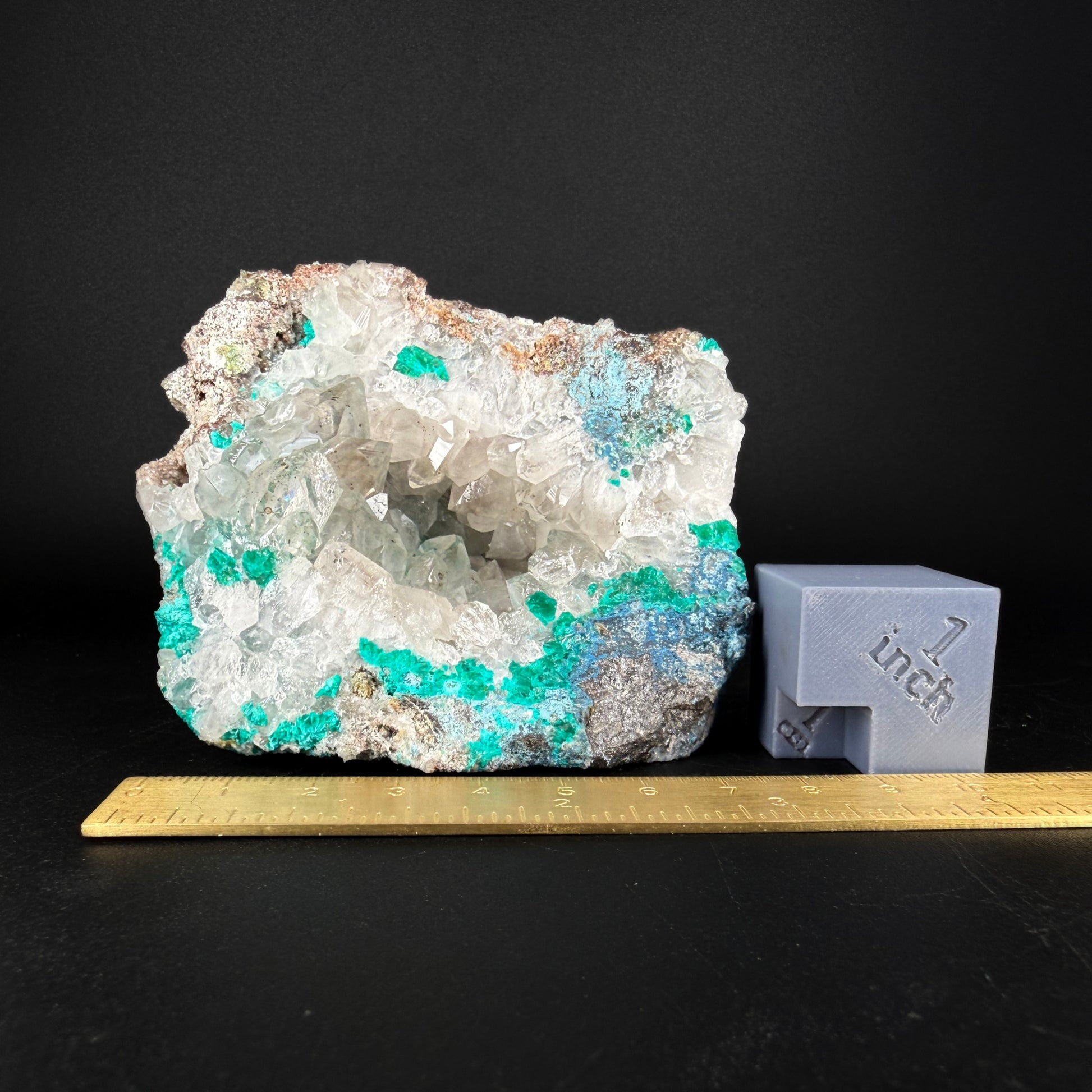 Quartz, Dioptase and Plancheite