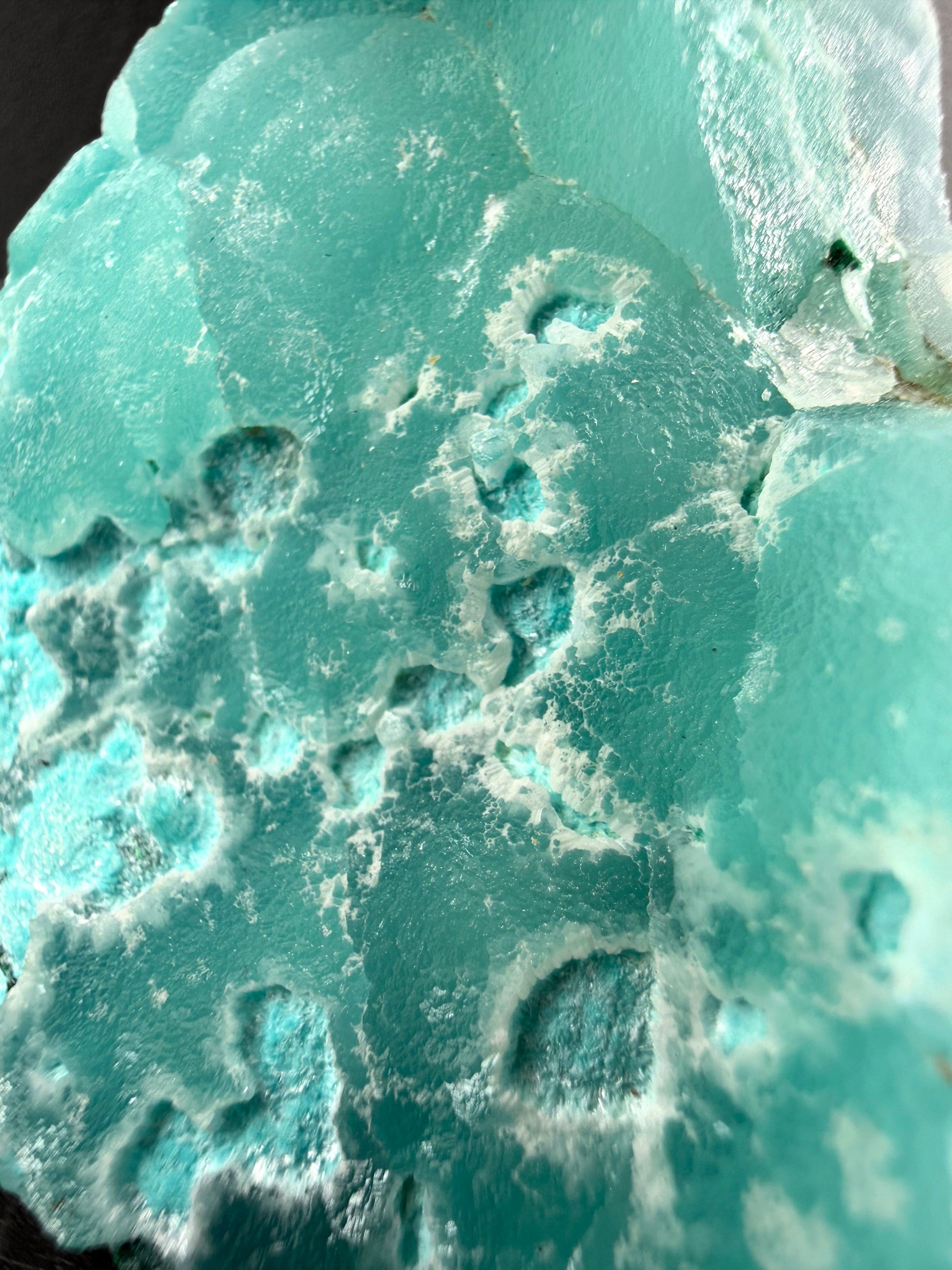 Hemimorphite on Smithsonite
