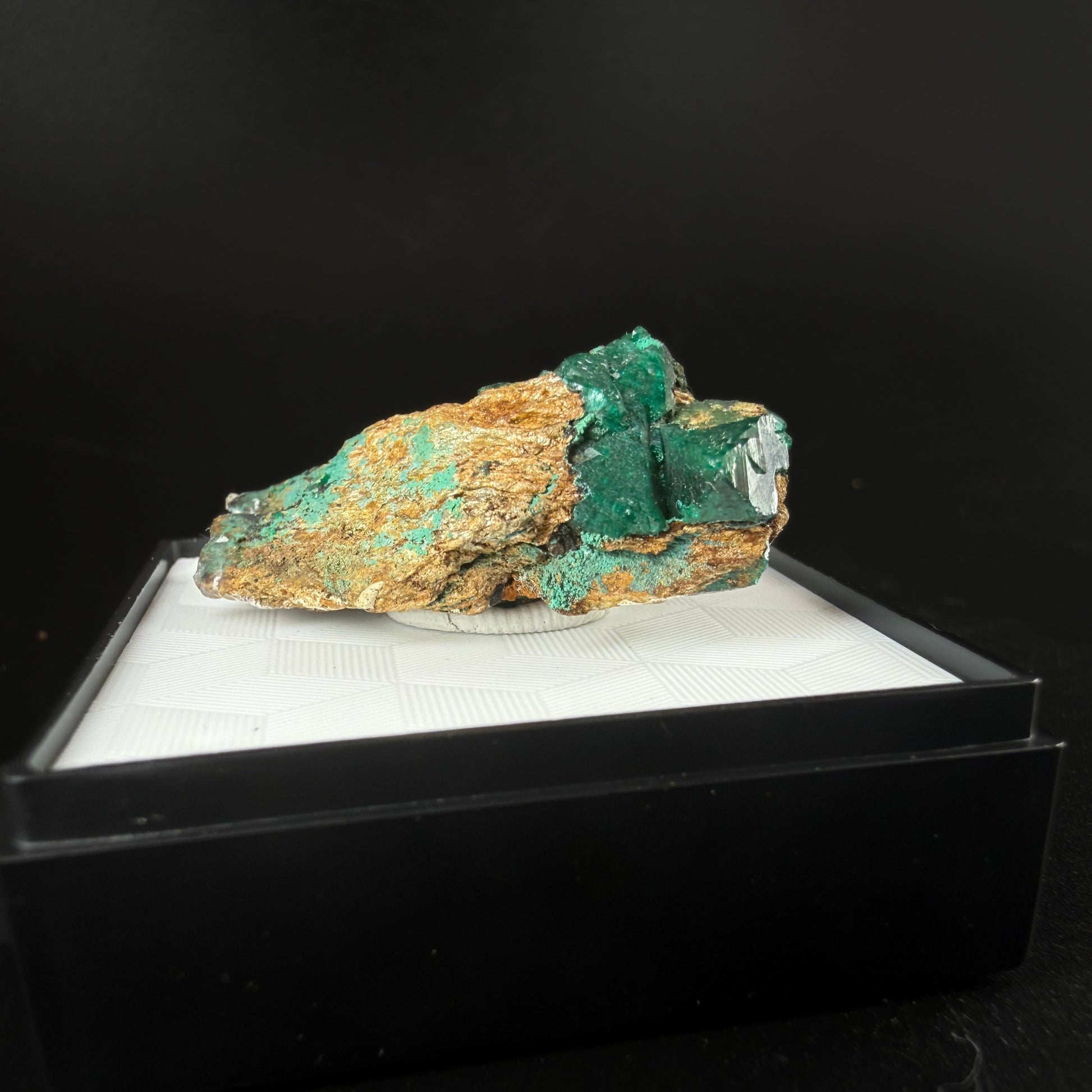 Euchroite