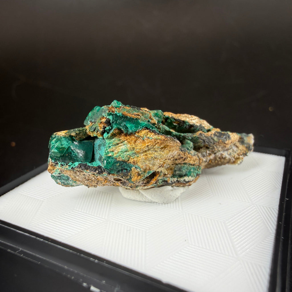 Euchroite
