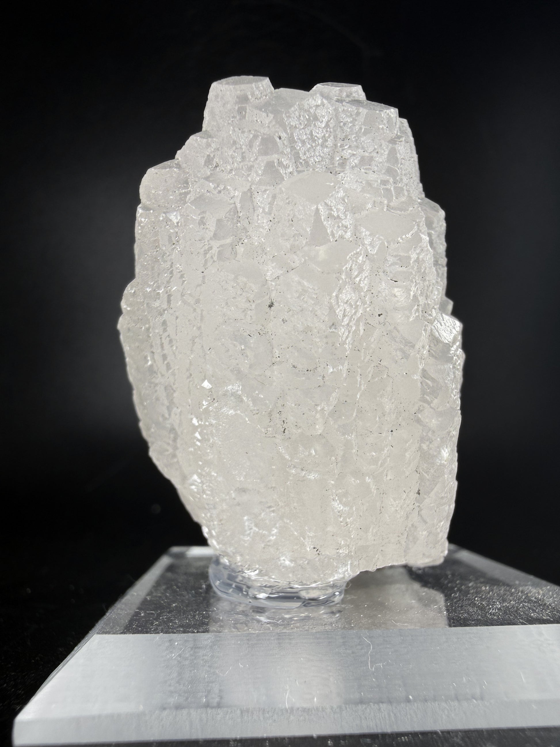 Jamesonite in Manganese-bearing Calcite