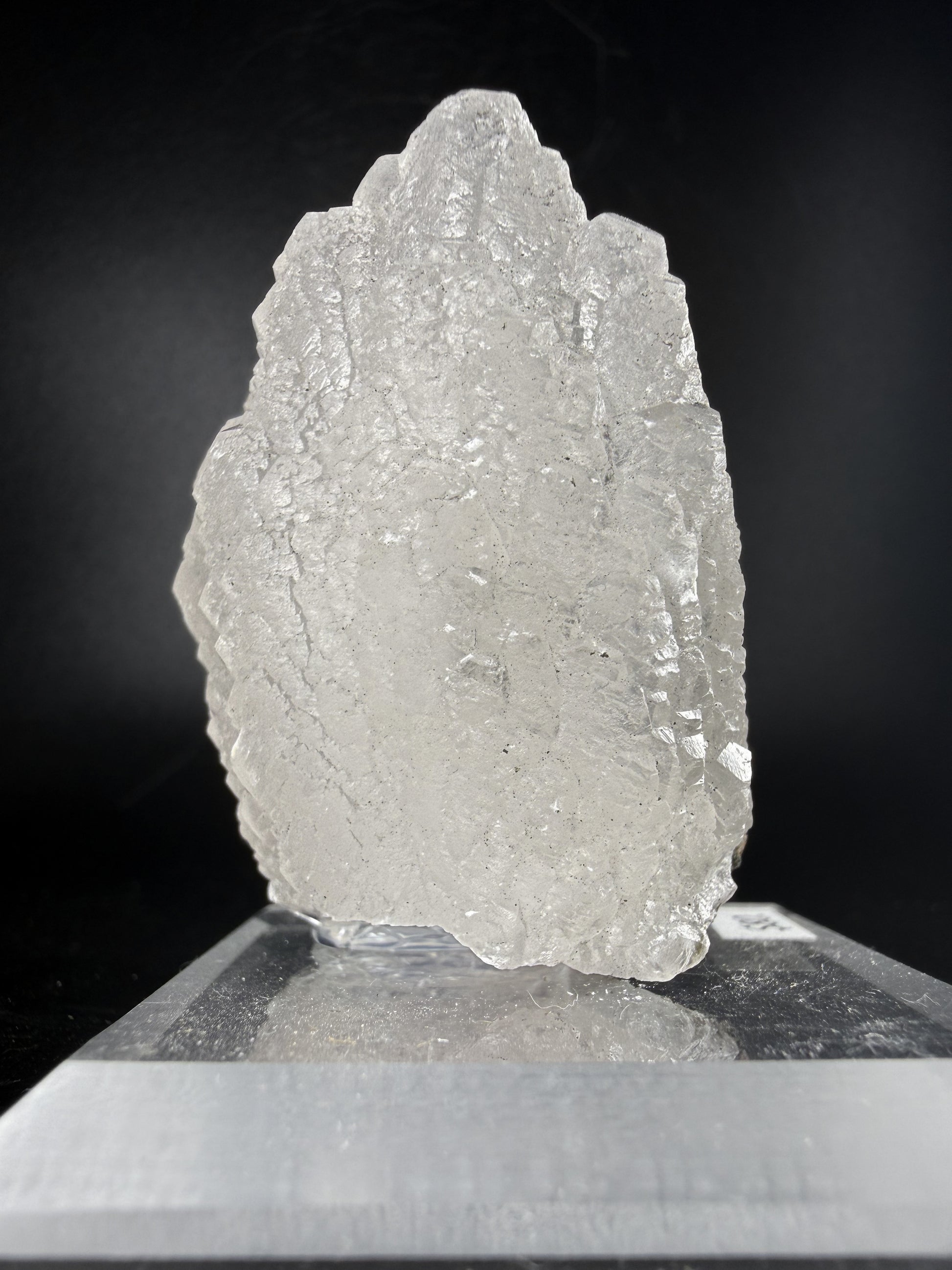 Jamesonite in Manganese-bearing Calcite