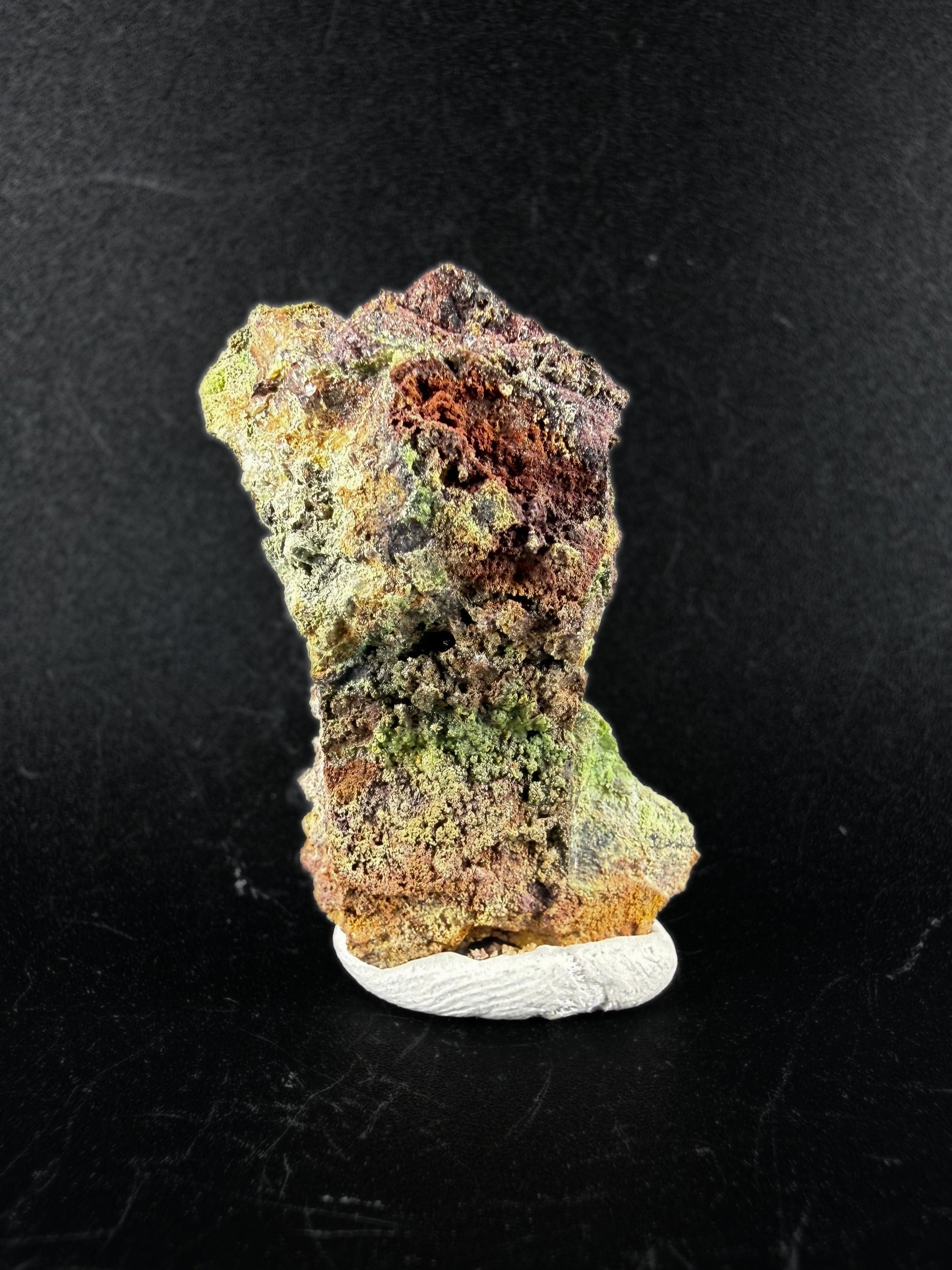 Dungganinte, Native Gold and Quetzalcoatlite