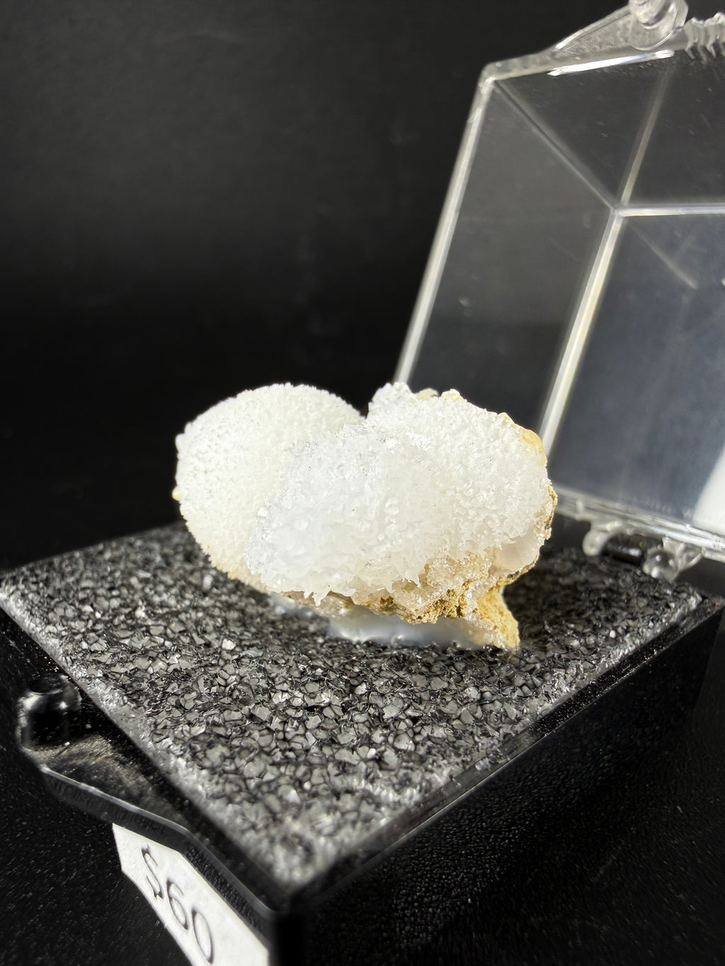 Thomsonite