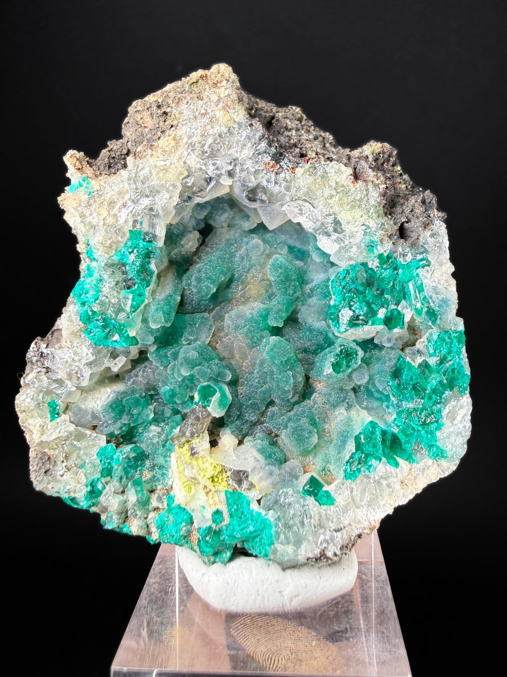 Diopside, Malachite, Hemimorphite, and Cerussite