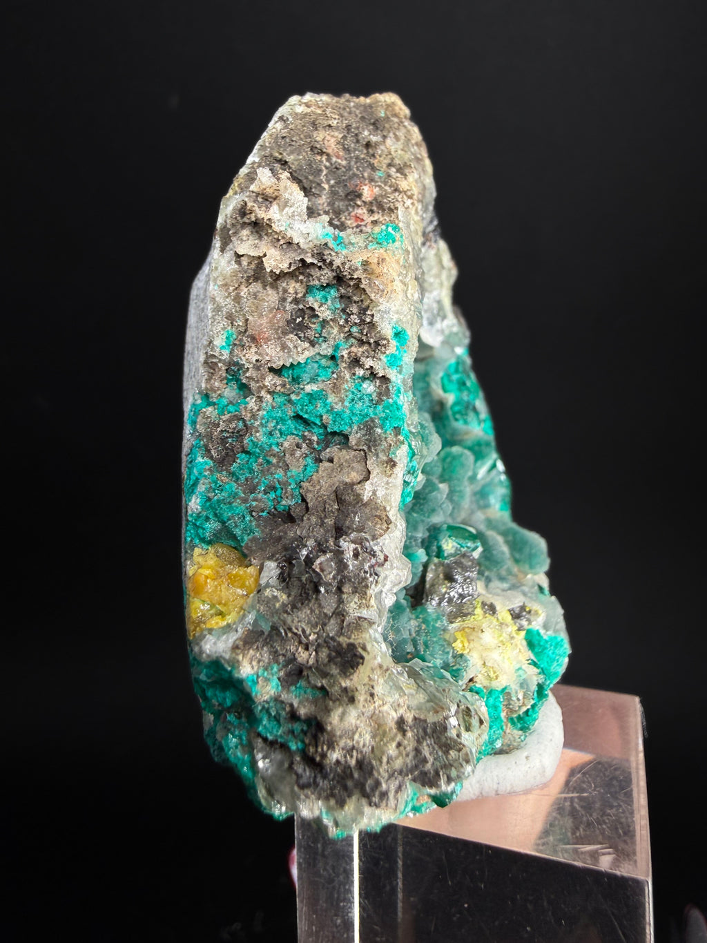 Diopside, Malachite, Hemimorphite, and Cerussite