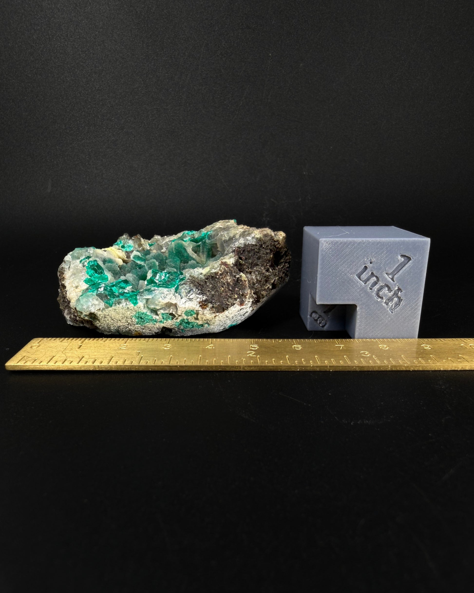 Diopside, Malachite, Hemimorphite, and Cerussite