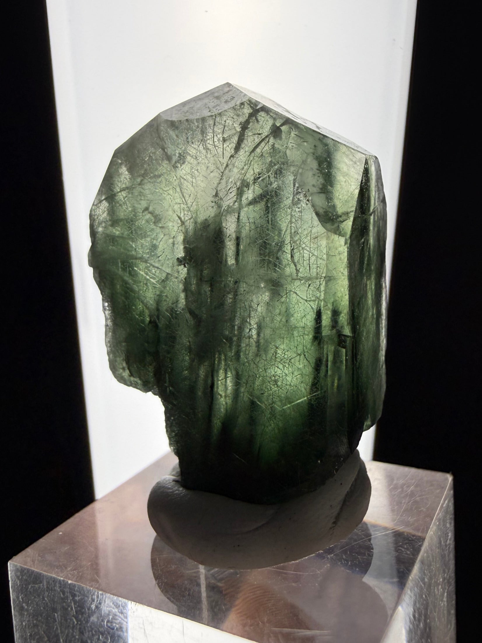 Fluorapatite