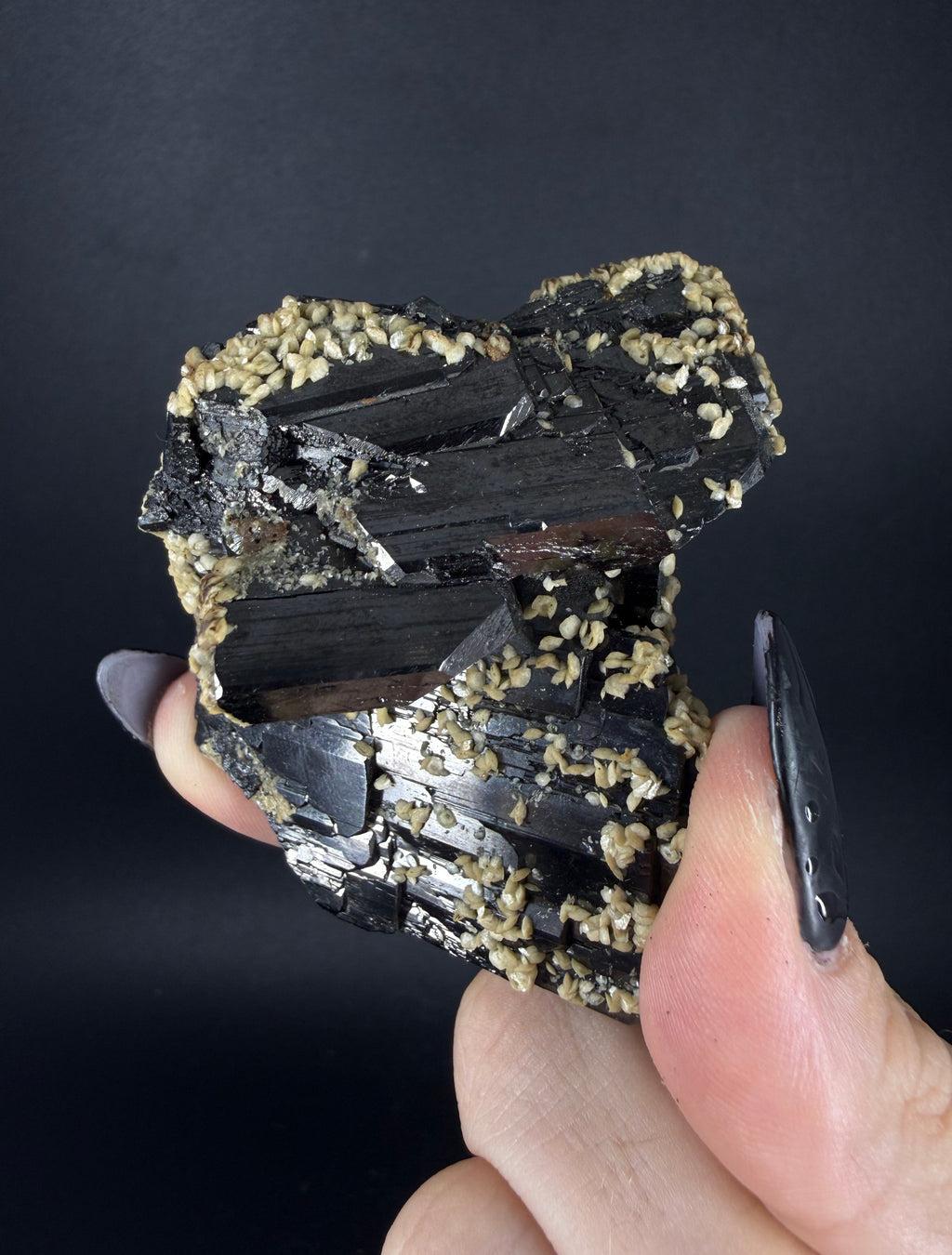 Siderite on Ferberite