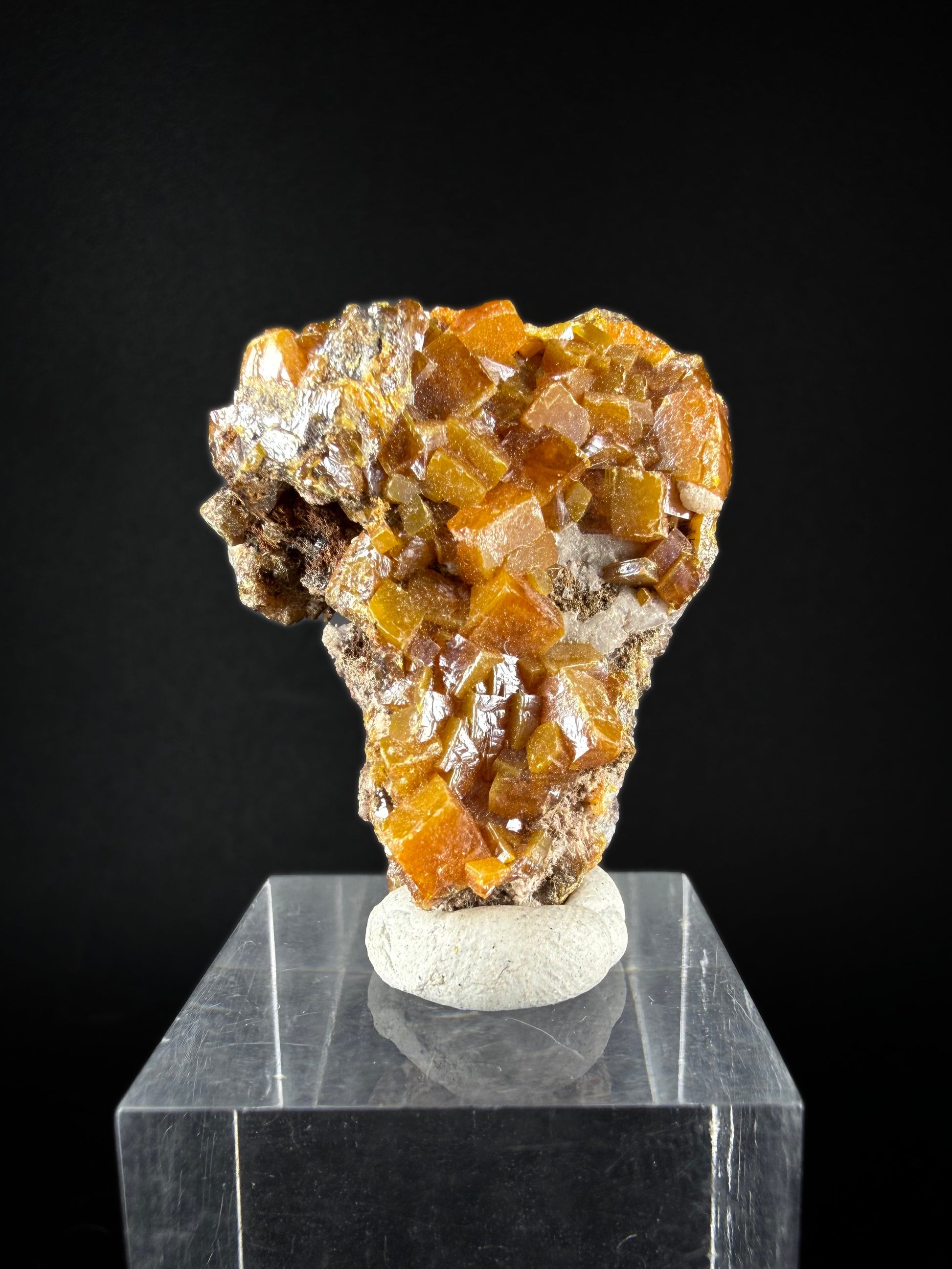 Wulfenite