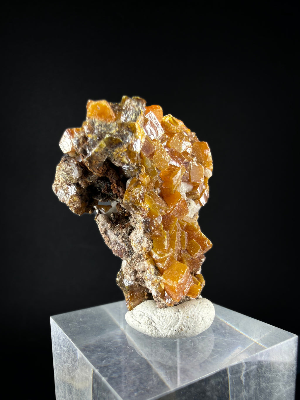 Wulfenite