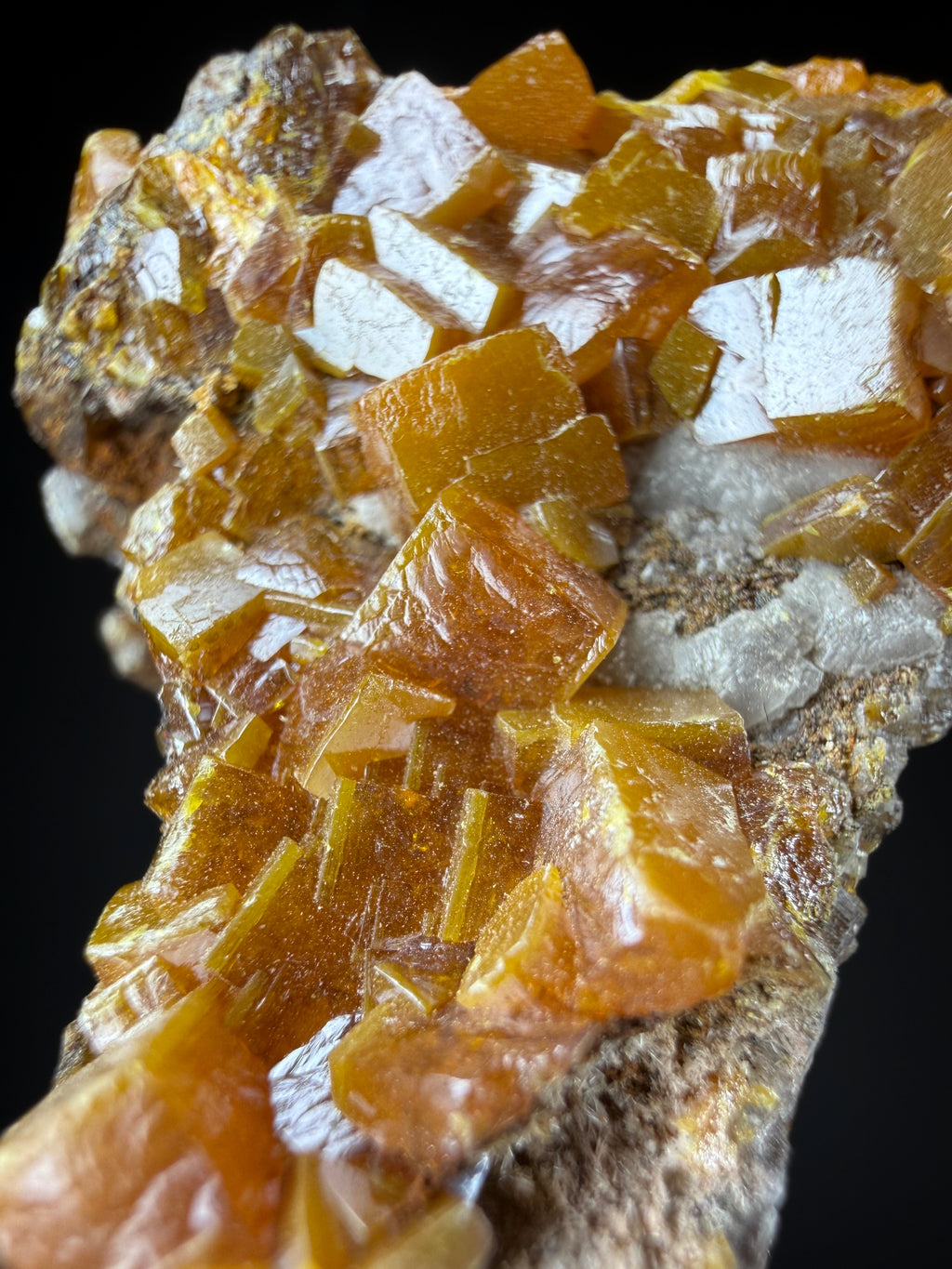 Wulfenite