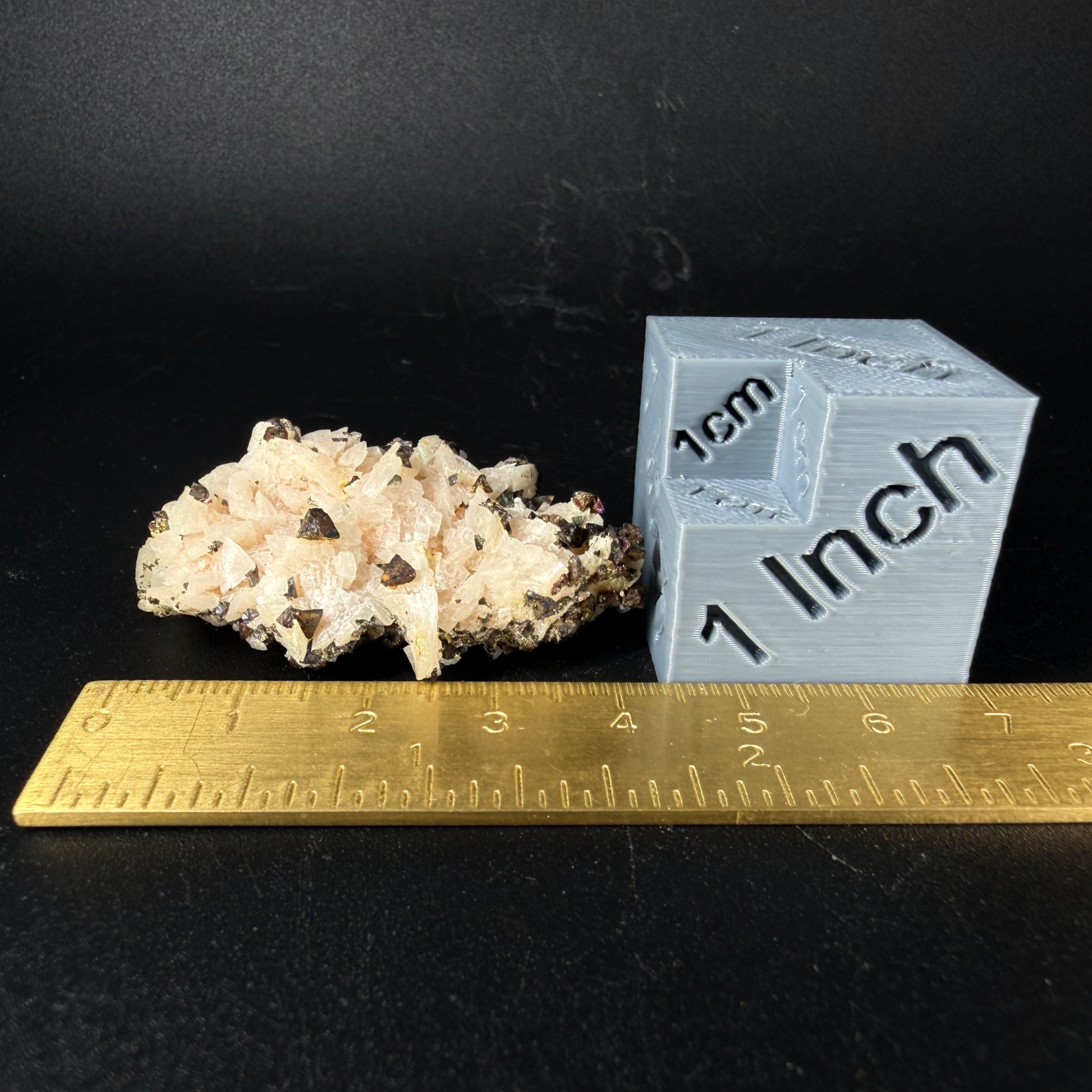 Dolomite with Chalcopyrite