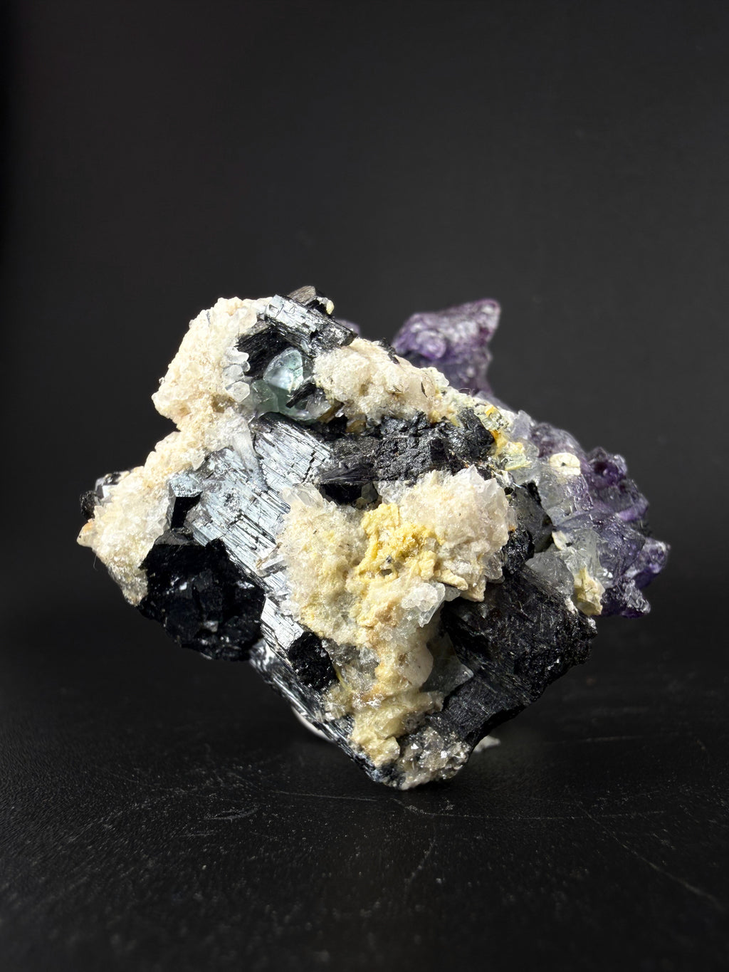 Fluorite, Spinel Law Twin, Quartz and Schorl