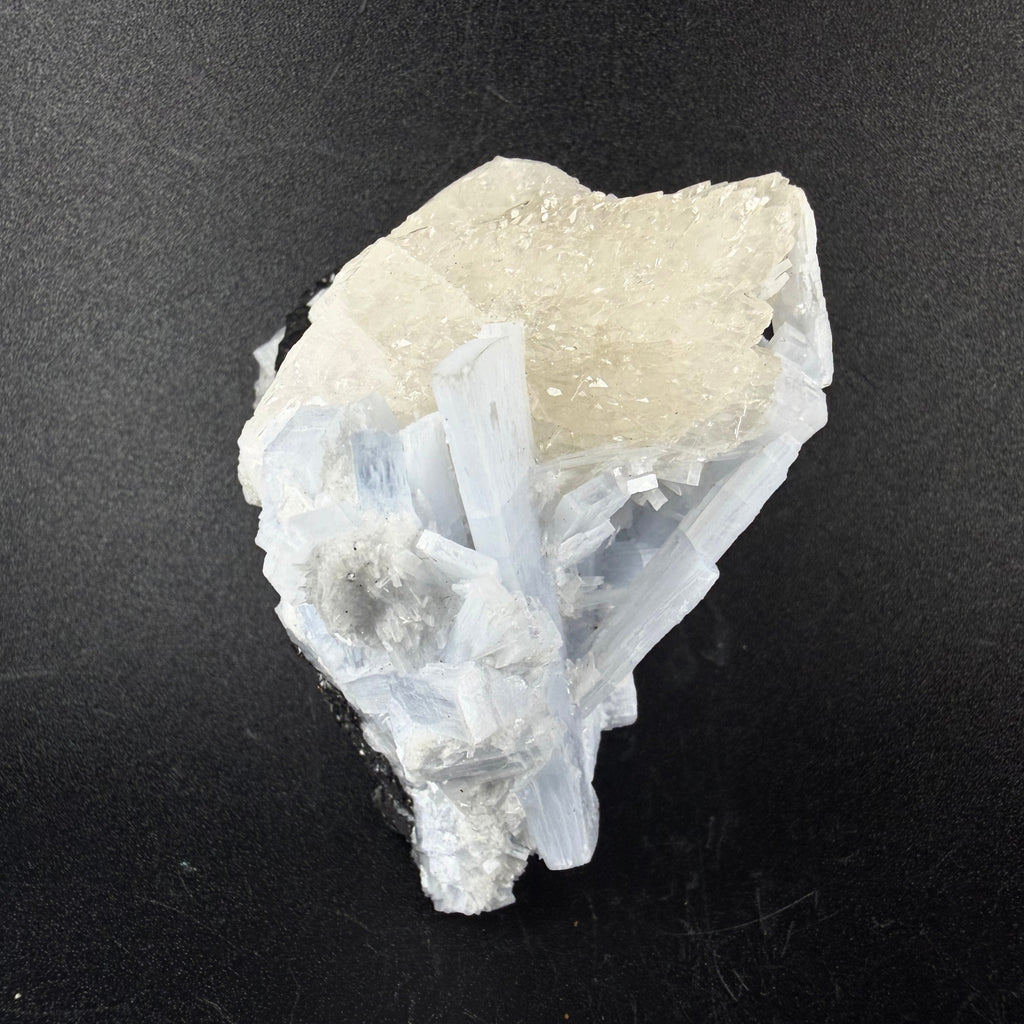 Anhydrite,Sphalerite and Calcite