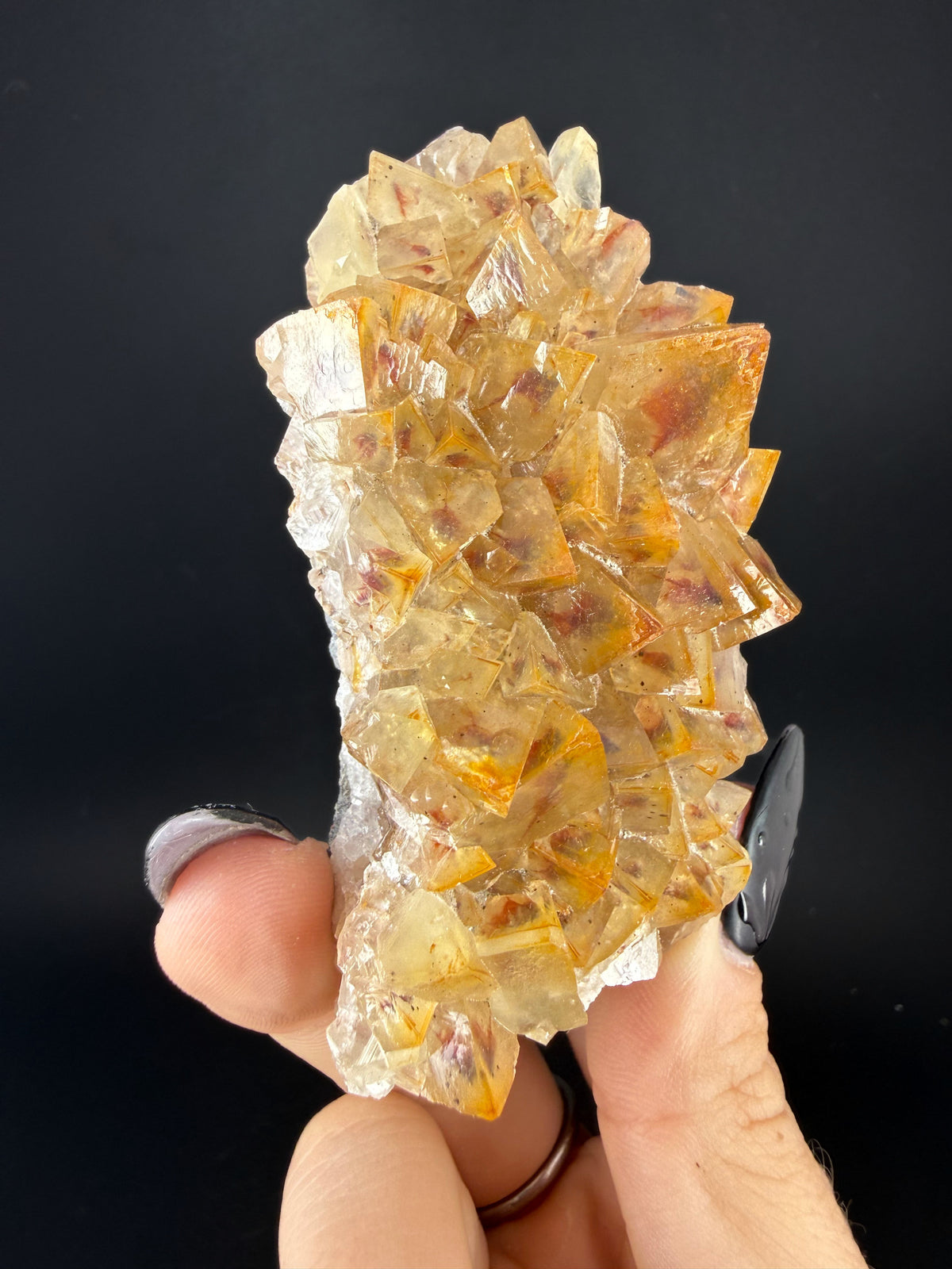 Calcite with Hematite Phantoms