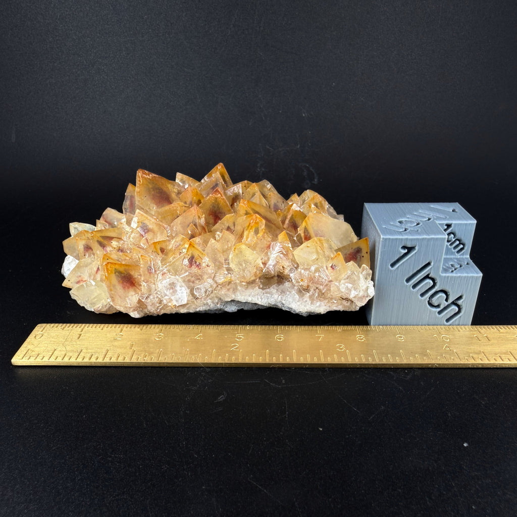 Calcite with Hematite Phantoms