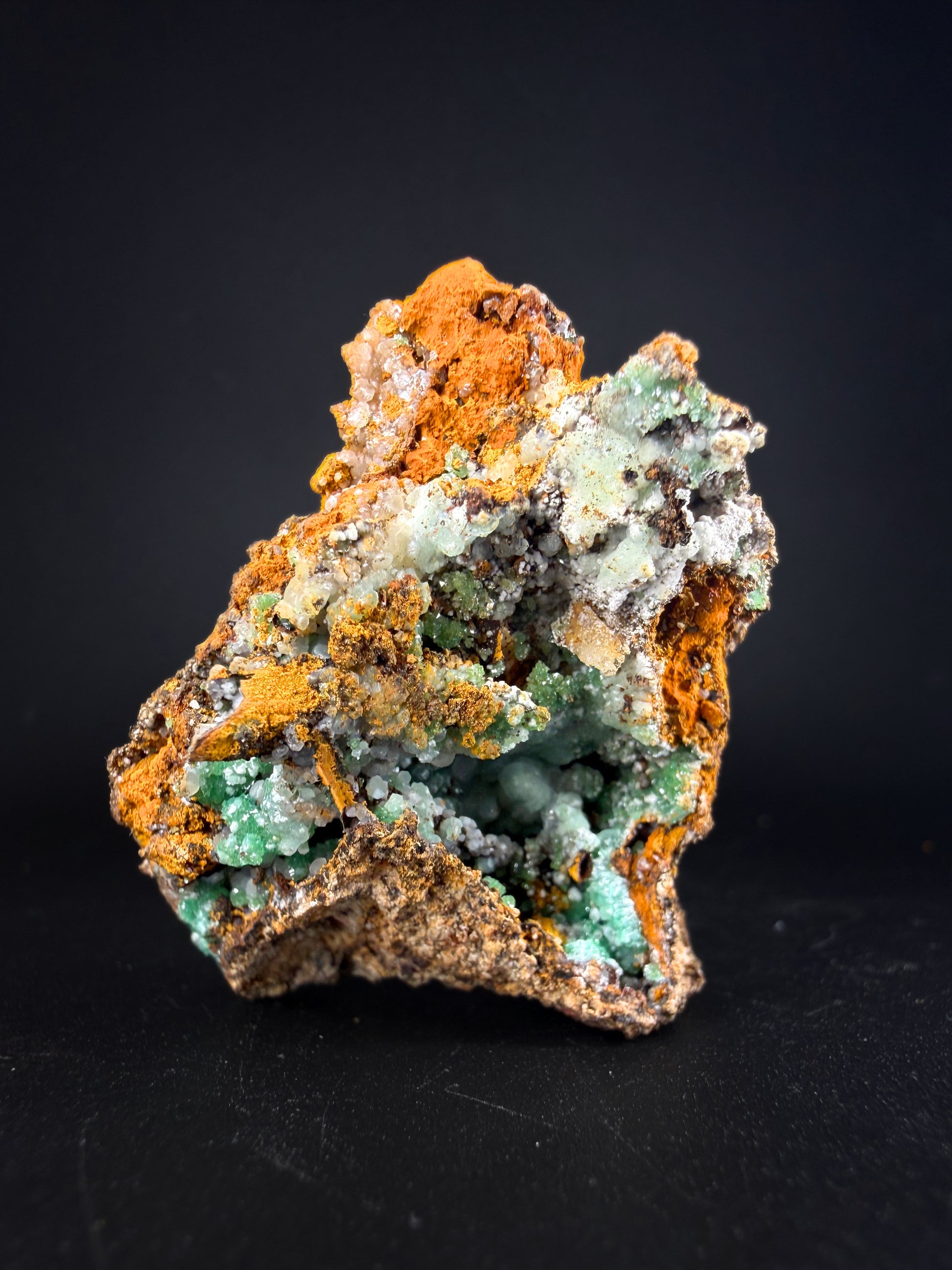 Smithsonite and Olivenite