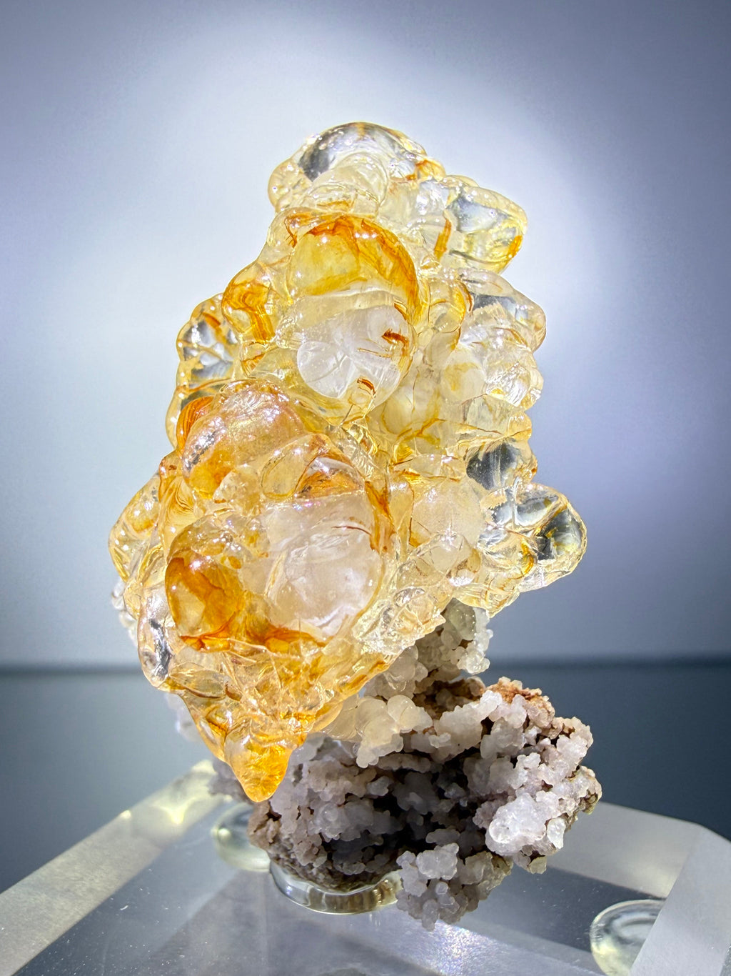 Opal var. Hyalite with Chalcedony