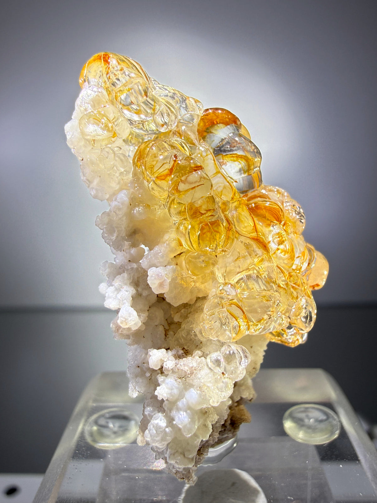 Opal var. Hyalite with Chalcedony