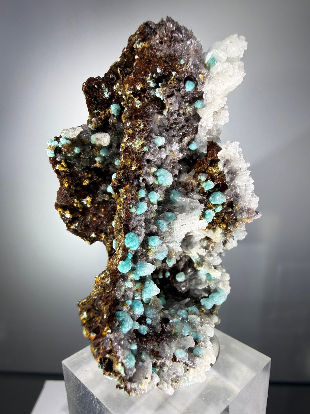 Aurichalcite and Calcite
