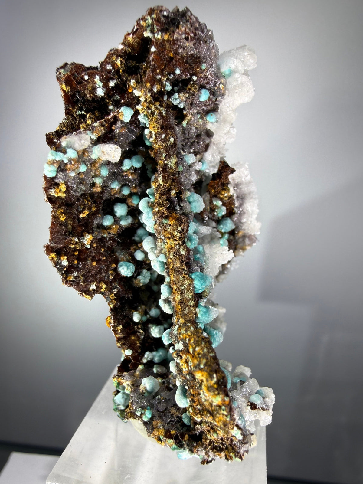 Aurichalcite and Calcite