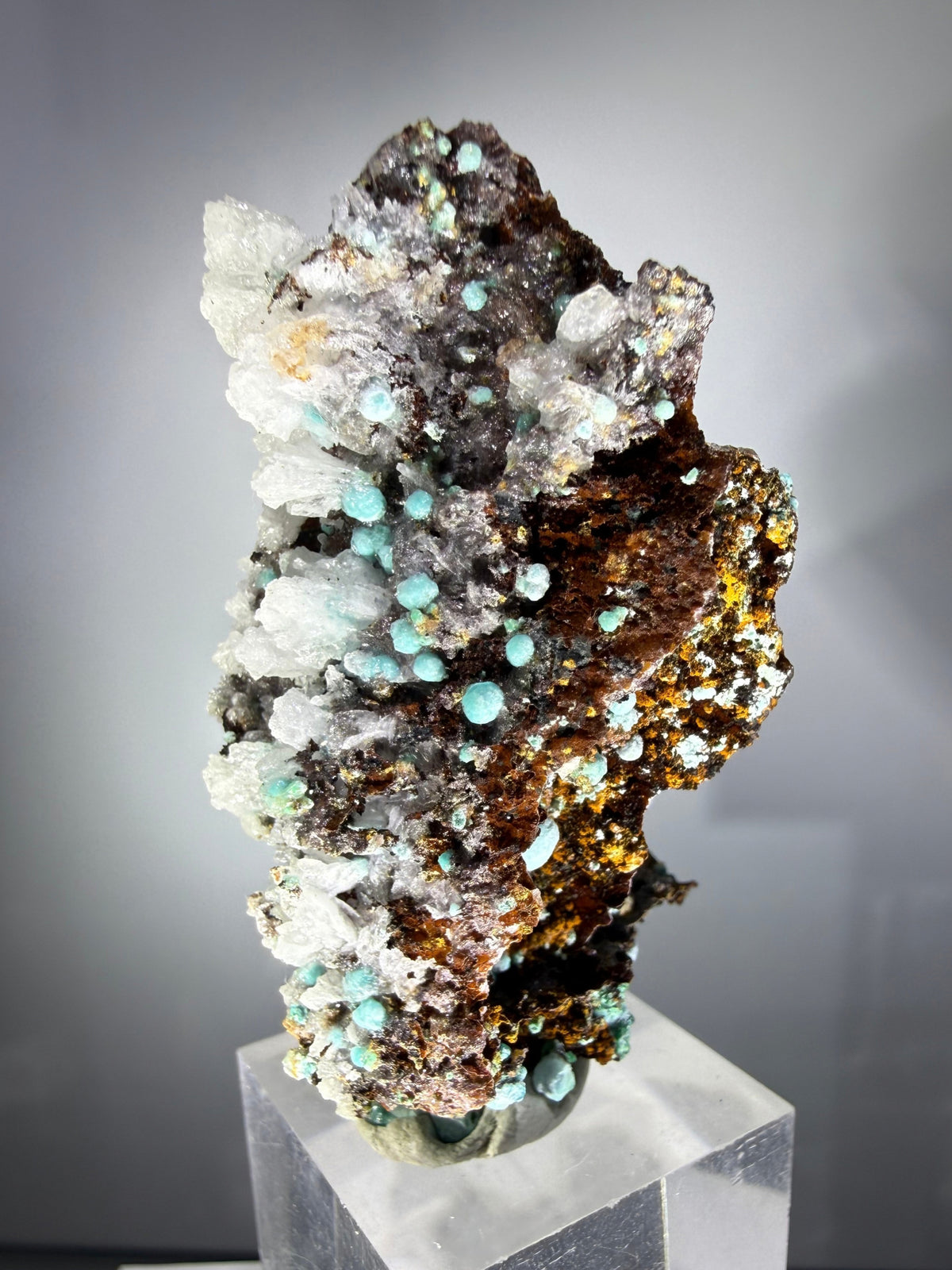 Aurichalcite and Calcite