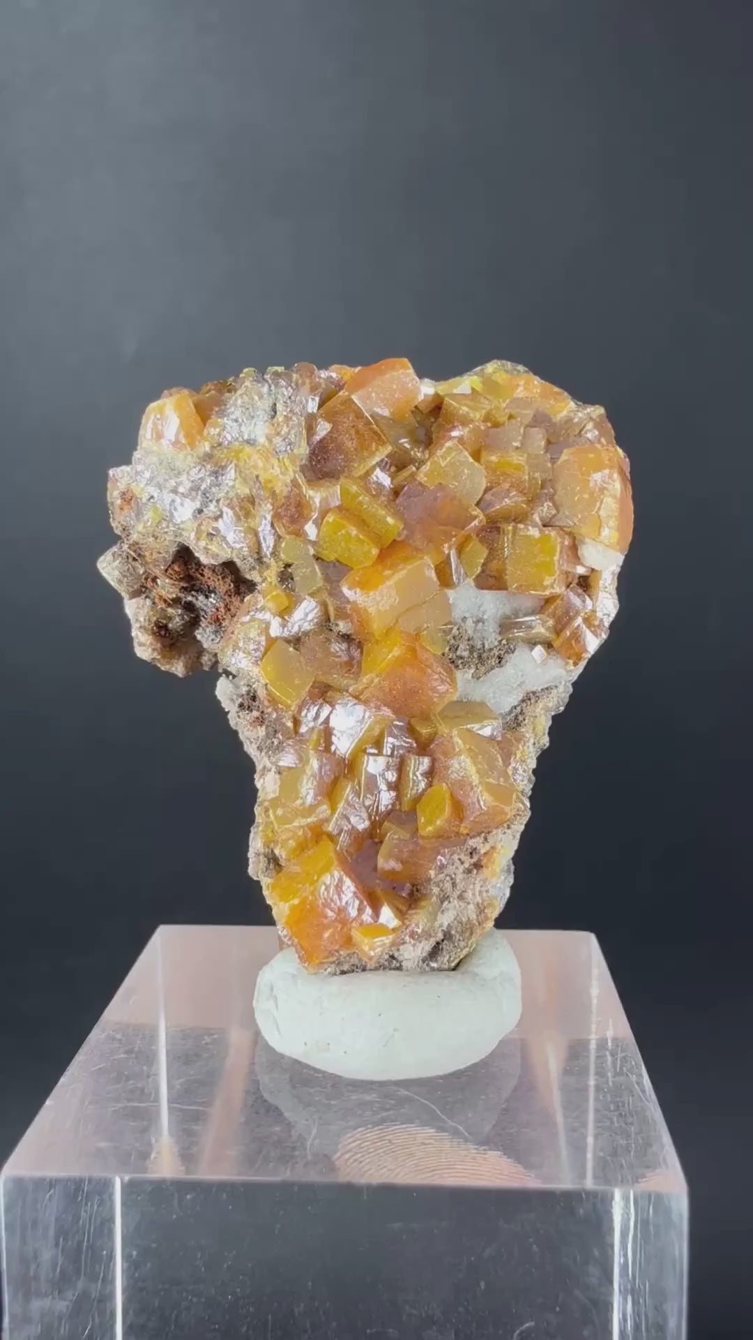 Wulfenite