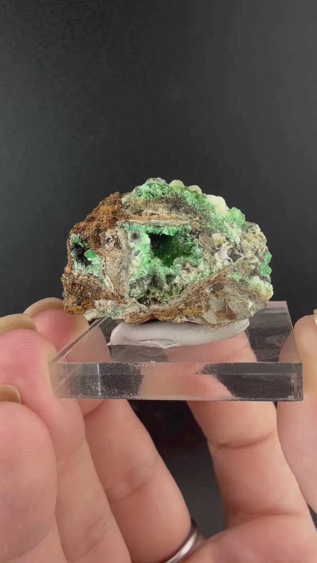 Annabergite